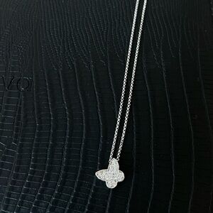 Cute Butterfly Necklace 🦋